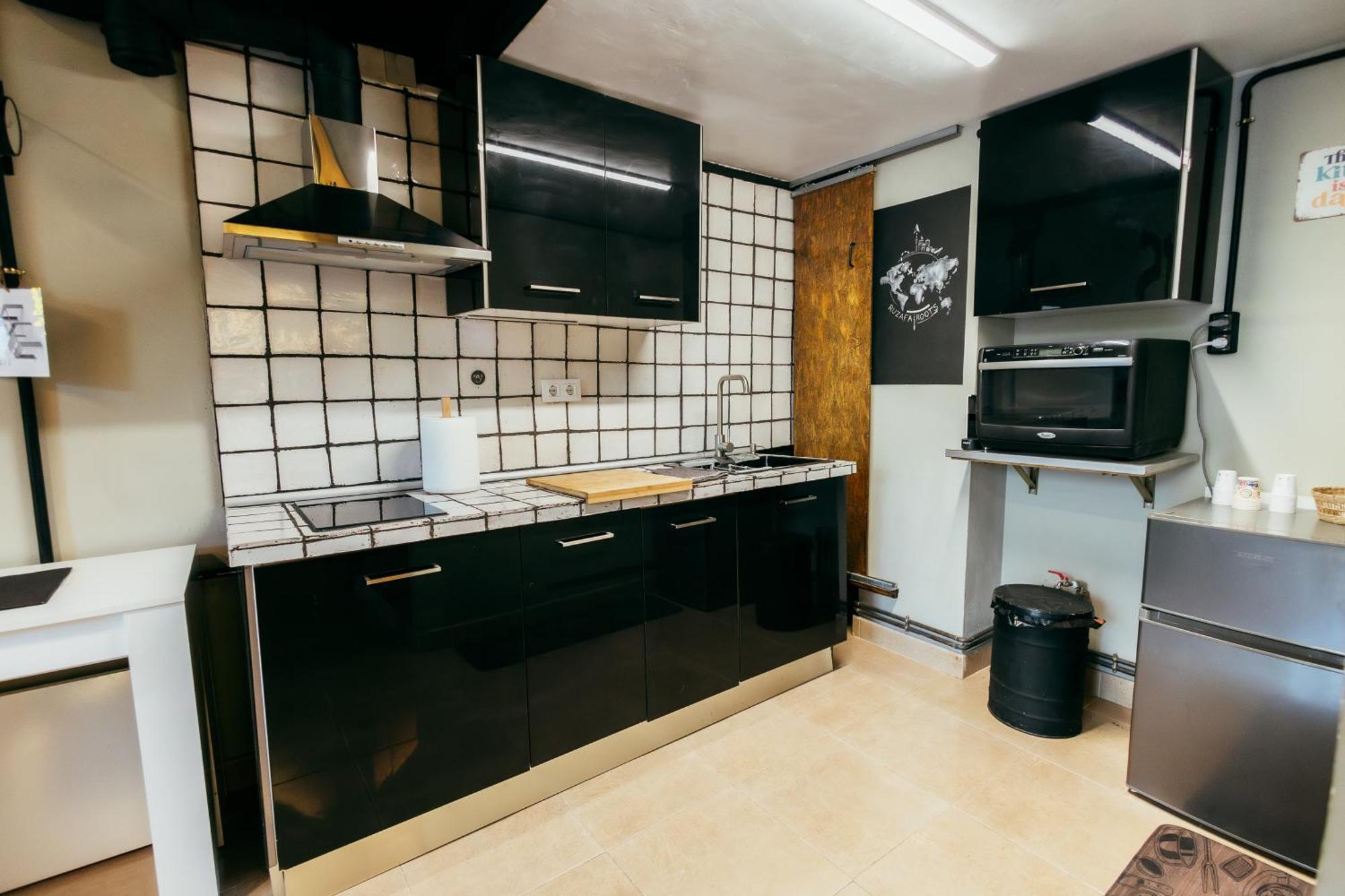 Apartment Ruzafa Roots, 12 Min To Centre, Smart Tv, Wine Валенсия Экстерьер фото